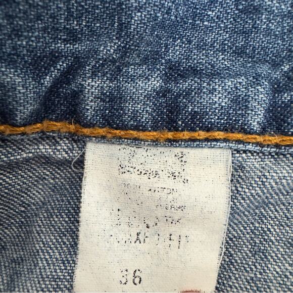 Vintage Levi's 560 Blue Jean Shorts Relaxed Fit 90s zip Button red tab denim 36 - Picture 12 of 14